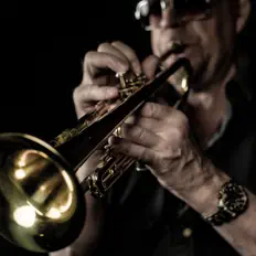 Escucha a Nerv, mira vídeos musicales, lee la biografía, consulta fechas de giras y mucho más.