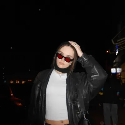 Listen to imellie, watch music videos, read bio, see tour dates & more!