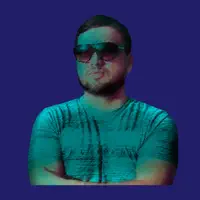 Luister naar undefined, bekijk muziekvideo's, lees de bio, bekijk de tourdata, en meer!