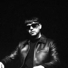 Listen to Tristan Vainz, watch music videos, read bio, see tour dates & more!