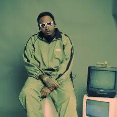 Swankbo dinle, müzik videolarını izle, biyografisini oku, tur tarihlerini ve daha fazlasını gör!