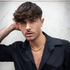 Dengarkan Joel Spinello, tonton video musik, baca bio, lihat tanggal tur & lainnya!