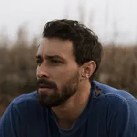 Escucha a undefined, mira vídeos musicales, lee la biografía, consulta fechas de giras y mucho más.