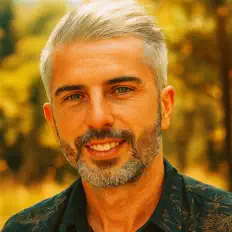 Murat Beyaz dinle, müzik videolarını izle, biyografisini oku, tur tarihlerini ve daha fazlasını gör!