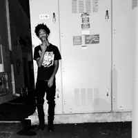 Ouça undefined, assista a videoclipes, leia a biografia, veja as datas das turnês e mais!