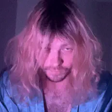 Posłuchaj wykonawcy Dirty Turk, obejrzyj teledyski, przeczytaj biografię, zobacz daty tras koncertowych i nie tylko!