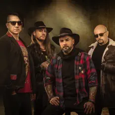 聆聽 Cleaver、觀看音樂影片、閱讀小傳、查看巡演日期等！