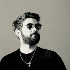 Koray Güçkıranを聴いたり、ミュージックビデオを鑑賞したり、経歴やツアー日程などを確認したりしましょう！