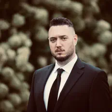 Gideon Dabiを聴いたり、ミュージックビデオを鑑賞したり、経歴やツアー日程などを確認したりしましょう！