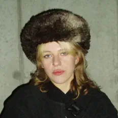 Hör dir TOKYO DRIFT an, schau dir Musikvideos an, lies die Biografie, finde Tourdaten und mehr!