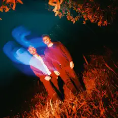 GALASSIA CLUB सुनें, म्यूज़िक वीडियो देखें, बायो पढ़ें, दौरे की तारीखें और बहुत कुछ देखें!