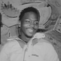 Dengarkan Rouk3n, tonton video musik, baca bio, lihat tanggal tur & lainnya!