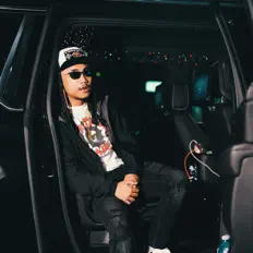 聆聽 Miggz、觀看音樂影片、閱讀小傳、查看巡演日期等！