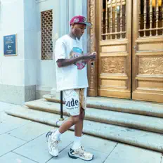 2manyrxcks을(를) 듣고, 뮤직 비디오를 보고, 약력을 읽고, 투어 일정 등을 확인하세요!