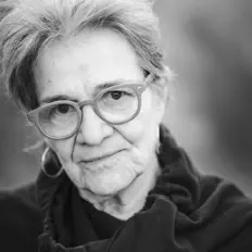 Escucha a Jemima James, mira vídeos musicales, lee la biografía, consulta fechas de giras y mucho más.