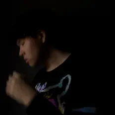 Poslechněte si interpreta CoupeLejay, sledujte hudební videa, přečtěte si životopis, podívejte se na data turné a další informace.