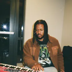 Ακούστε περιεχόμενο από Chris Martin Collective, παρακολουθήστε μουσικά βίντεο, διαβάστε το βιογραφικό, δείτε ημερομηνίες περιοδείας, και πολλά ακόμη!