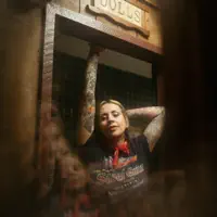 Posłuchaj wykonawcy undefined, obejrzyj teledyski, przeczytaj biografię, zobacz daty tras koncertowych i nie tylko!