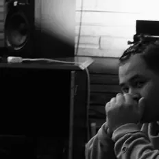 Ouça Zeke Skiwalker, assista a videoclipes, leia a biografia, veja as datas das turnês e mais!