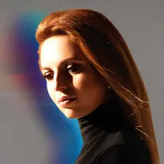 Tova을(를) 듣고, 뮤직 비디오를 보고, 약력을 읽고, 투어 일정 등을 확인하세요!