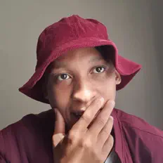 Poslechněte si interpreta flvshmanwoah, sledujte hudební videa, přečtěte si životopis, podívejte se na data turné a další informace.