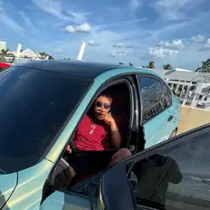 Ouça Luh Ed, assista a videoclipes, leia a biografia, veja as datas das turnês e mais!