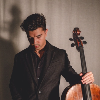 Listen to Gabriel Martins, watch music videos, read bio, see tour dates & more!