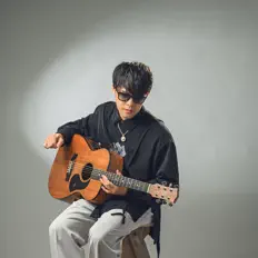 Escucha a TAKERU, mira videos musicales, lee su biografía, consulta las fechas de las gira y más.