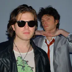 Dengarkan Slonk Donkerson, tonton video musik, baca bio, lihat tanggal tur & lainnya!