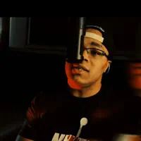 Hör dir undefined an, schau dir Musikvideos an, lies die Biografie, finde Tourdaten und mehr!