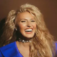 Paulina Jayneを聴いたり、ミュージックビデオを鑑賞したり、経歴やツアー日程などを確認したりしましょう！