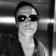 Dengarkan Philip Morgan Lewis, tonton video musik, baca bio, lihat tanggal tur & lainnya!