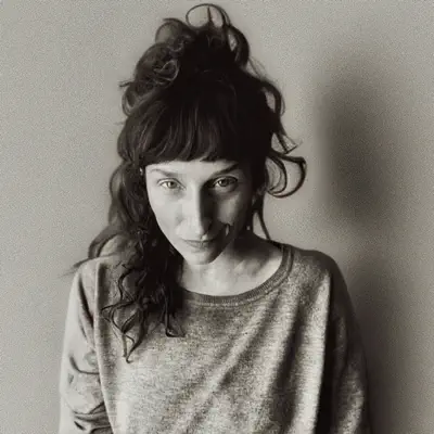 Listen to Alva Lün, watch music videos, read bio, see tour dates & more!