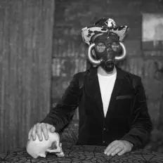 Dengarkan Montezuma's Revenge, tonton video musik, baca bio, lihat tanggal tur & lainnya!