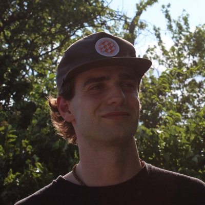 Listen to Strac, watch music videos, read bio, see tour dates & more!
