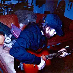 Ouça Ledus, assista a videoclipes, leia a biografia, veja as datas das turnês e mais!