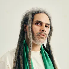 Dengarkan Rafyah, tonton video musik, baca bio, lihat tanggal tur & lainnya!