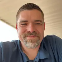 Ascolta undefined, guarda video musicali, leggi la biografia, vedi le date del tour & altro!