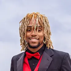 Ouça Kosmo Official, assista a videoclipes, leia a biografia, veja as datas das turnês e mais!
