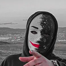 Kutmoonを聴いたり、ミュージックビデオを鑑賞したり、経歴やツアー日程などを確認したりしましょう！