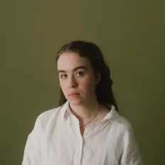 Ouve Lynn Dossenbach, vê vídeos de música, lê a biografia, vê as datas da digressão e muito mais!