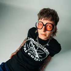 Escucha a Bitschu Batschu, mira videos musicales, lee su biografía, consulta las fechas de las gira y más.