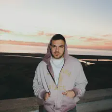 Vincenzo Blesを聴いたり、ミュージックビデオを鑑賞したり、経歴やツアー日程などを確認したりしましょう！