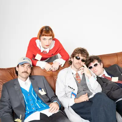 Listen to Niños Bravos, watch music videos, read bio, see tour dates & more!