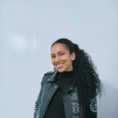 Geneve dinle, müzik videolarını izle, biyografisini oku, tur tarihlerini ve daha fazlasını gör!