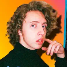 Hör dir LaPhooey an, schau dir Musikvideos an, lies die Biografie, finde Tourdaten und mehr!