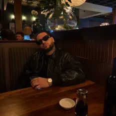 Listen to Jeey Milán, watch music videos, read bio, see tour dates & more!