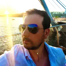 Daniel Cesanaを聴いたり、ミュージックビデオを鑑賞したり、経歴やツアー日程などを確認したりしましょう！