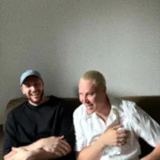 聆聽 Yuto.、觀看音樂影片、閱讀小傳、查看巡演日期等！