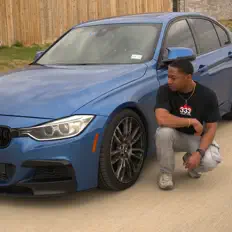 MYDNGHTを聴いたり、ミュージックビデオを鑑賞したり、経歴やツアー日程などを確認したりしましょう！